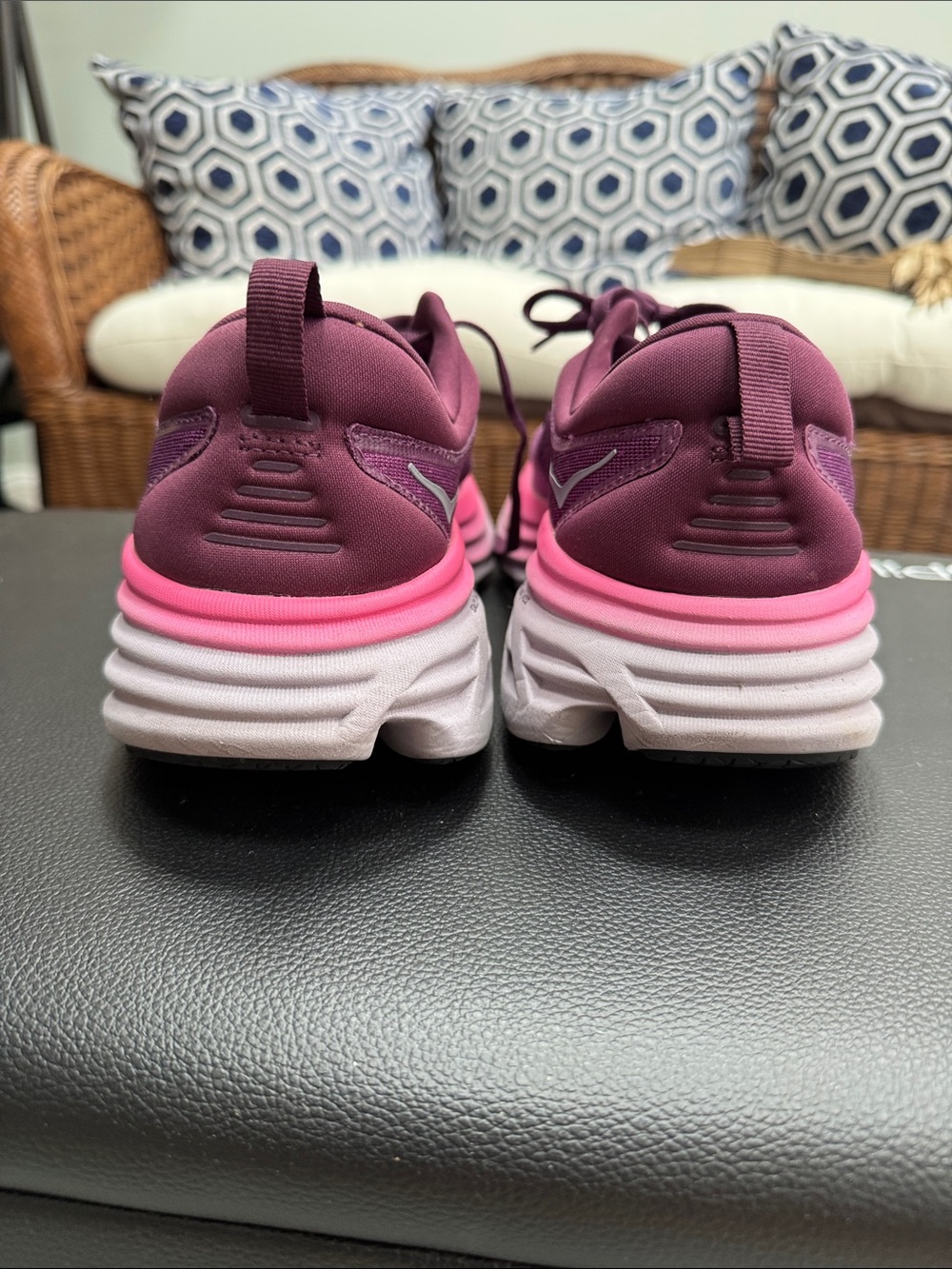 Hoka Bondi 8 Women's Plum and Hot Pink Running Shoes, 11 - Picture 6 of 7
